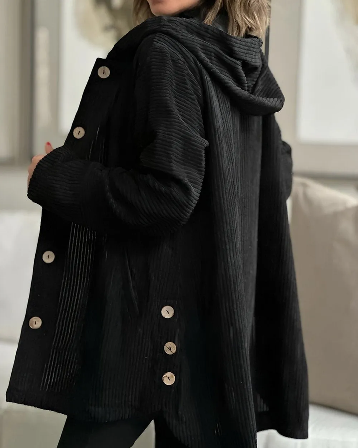 Gefütterte Kordjacke mit Kapuze für kalte Tage