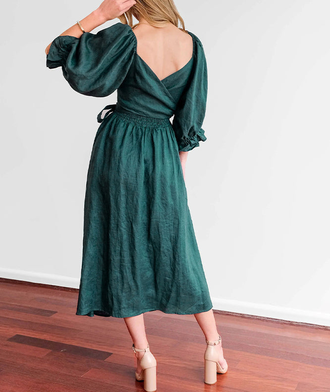 Französisches Kleid mit Laternenärmeln