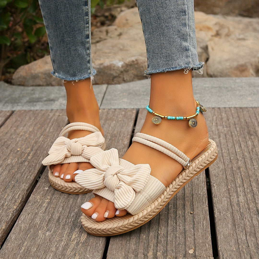 Melissa Slipper | Elegant, verspielt und bequem für jeden Anlass