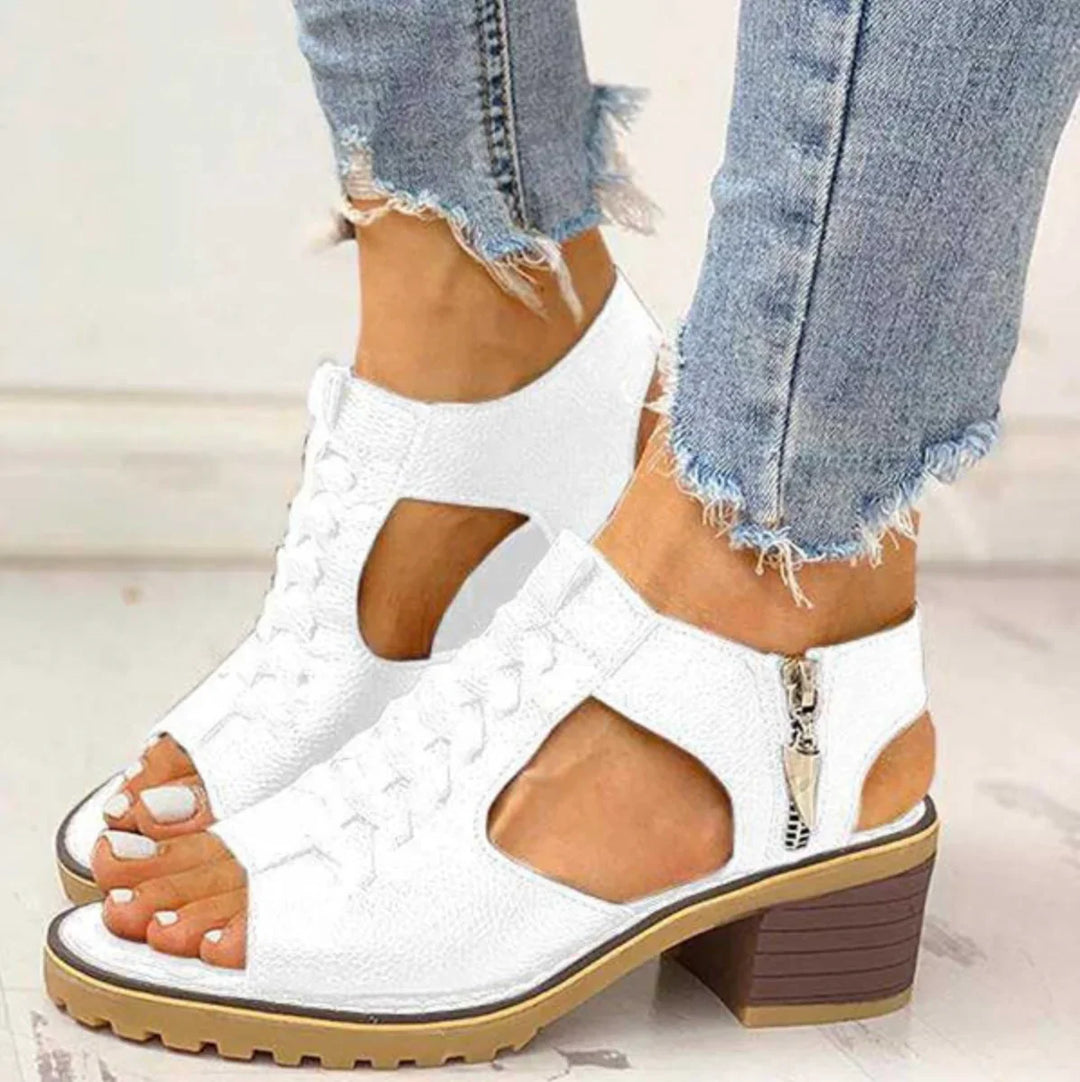 Anna | Schlichte Studentensandalen mit Reißverschluss