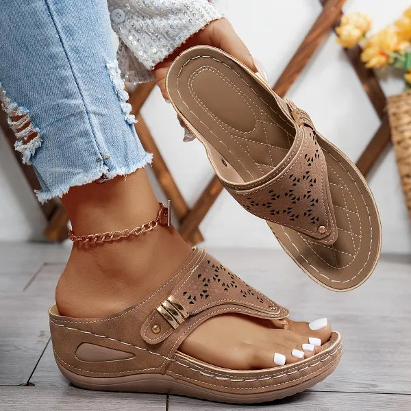 Orthopädische Damen|Sandalen mit Schrägabsatz