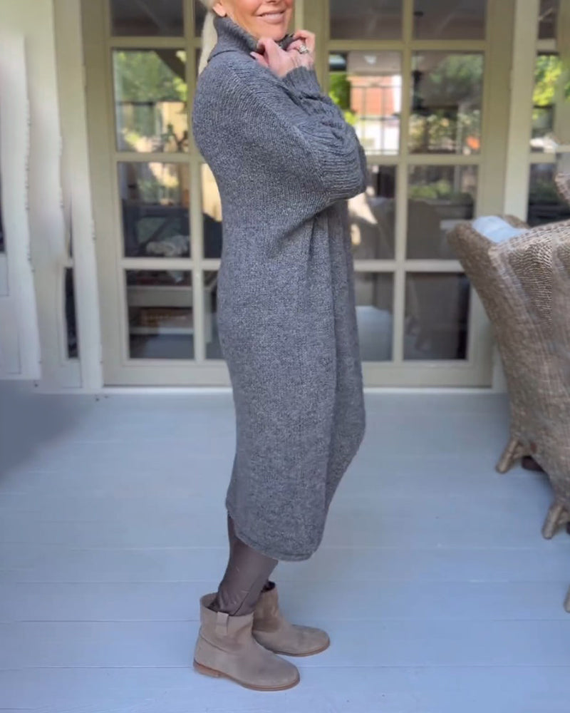 Hannah | Kuscheliger Pullover mit Stehkragen und Ärmeln