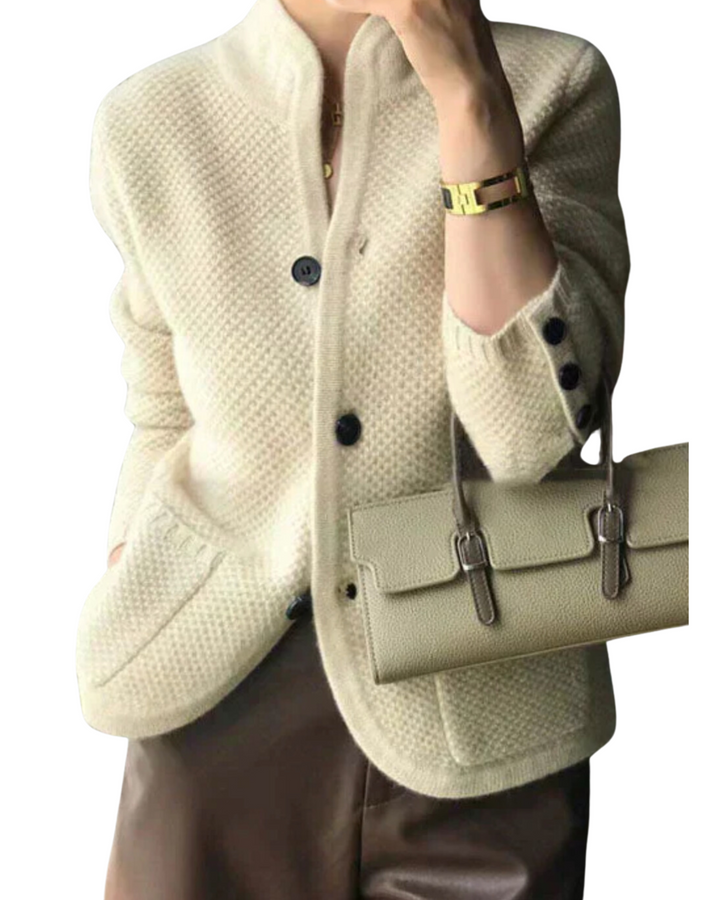 Selma | Klassische Damen-Strickjacke mit Knöpfen