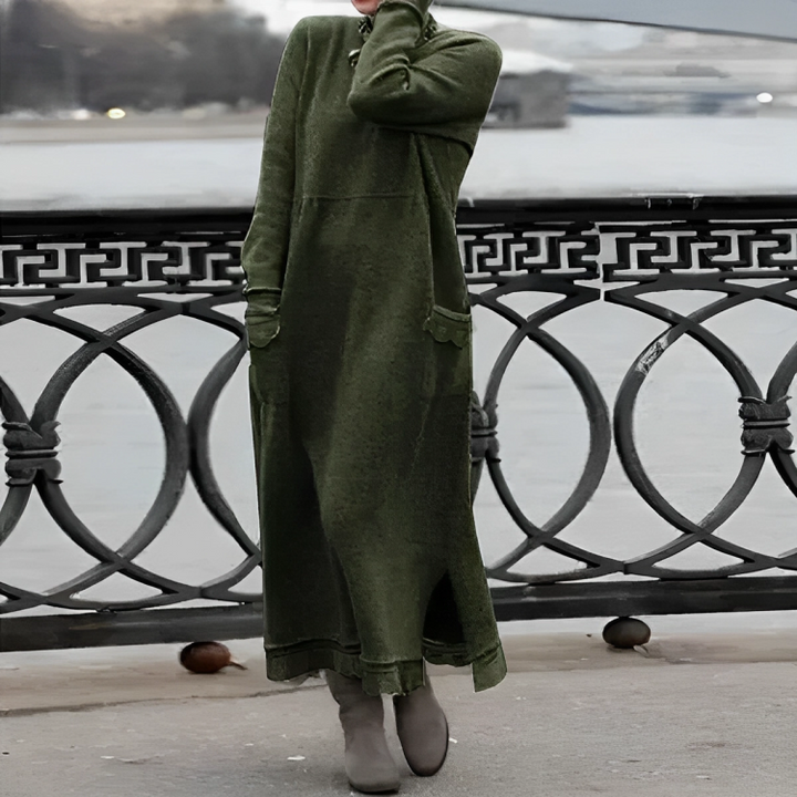 Mira | Langes Strickkleid Damen modern und lässig