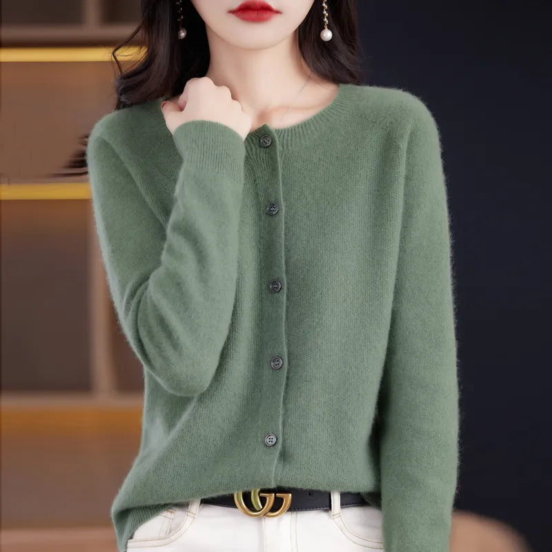 Adeline | Kuschelige Wolljacke aus Strickmaterial