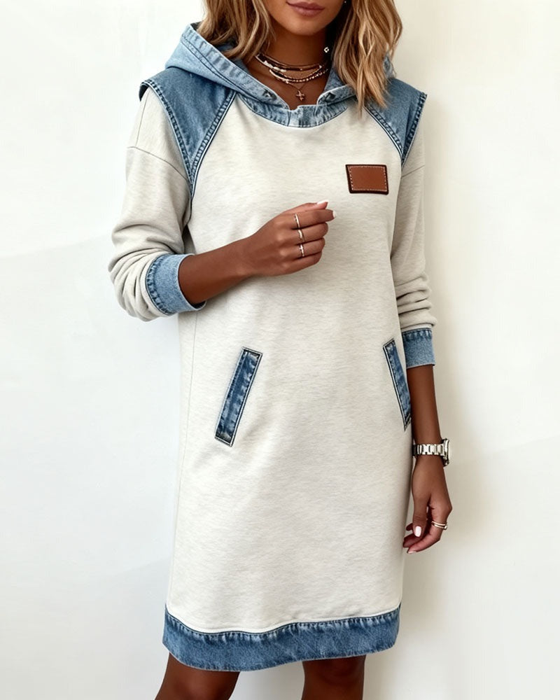 Hanna | Kapuzenkleid mit stylischen Denim Akzenten