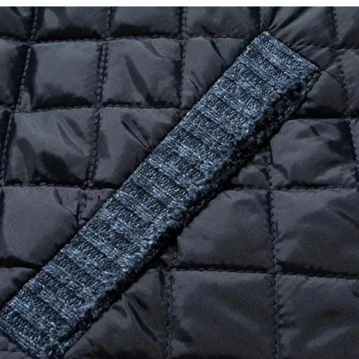 Conan | Strickjacke für Herren mit Stehkragen