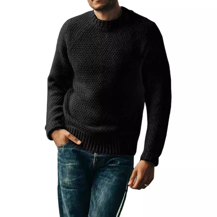 Winterlicher Herrenpullover mit Rundhals und Strickstruktur