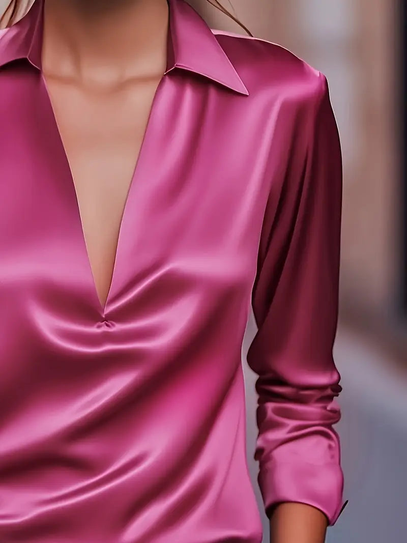 Lena | Damenbluse mit modernem V-Ausschnitt