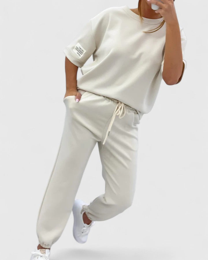 Amira | Bequemes Damen-Set für Alltag und Freizeit