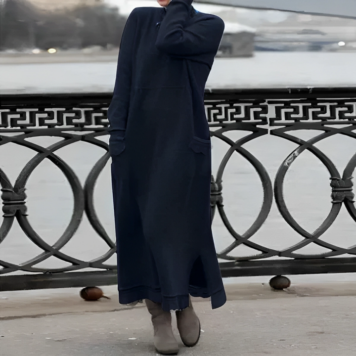 Mira | Langes Strickkleid Damen modern und lässig