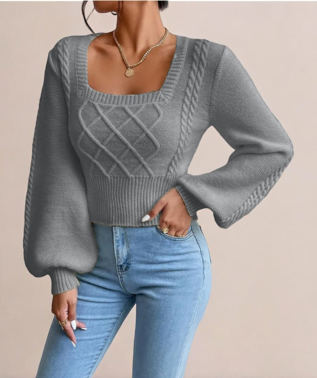 Fjara | Damenpullover mit quadratischem Halsausschnitt