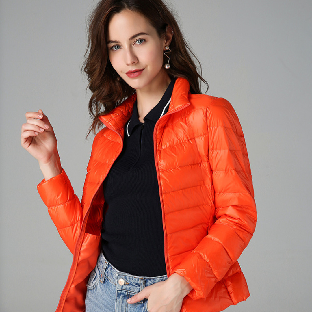 Lucia | Ultraleichte Damenjacke für Alltag und Reisen