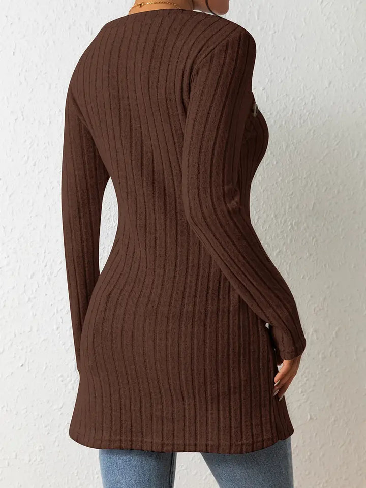 Camille | Asymmetrisches Oberteil mit Knopfdetails