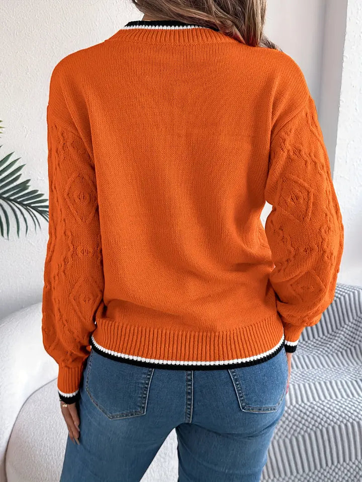 Lilian | Weicher Damenpullover mit dezenten Streifen