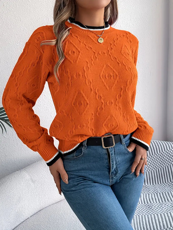 Lilian | Weicher Damenpullover mit dezenten Streifen