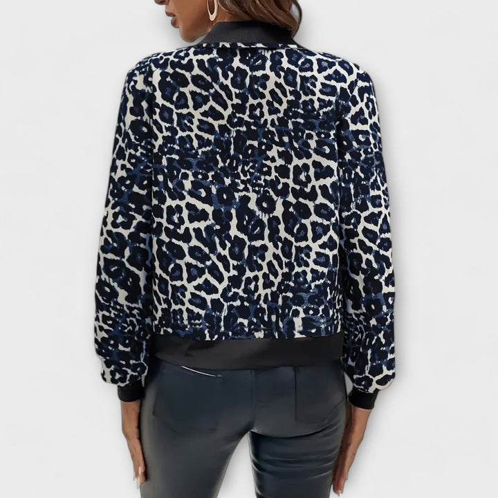 Sophie | Auffällige Damen Jacke im Leopardenstil