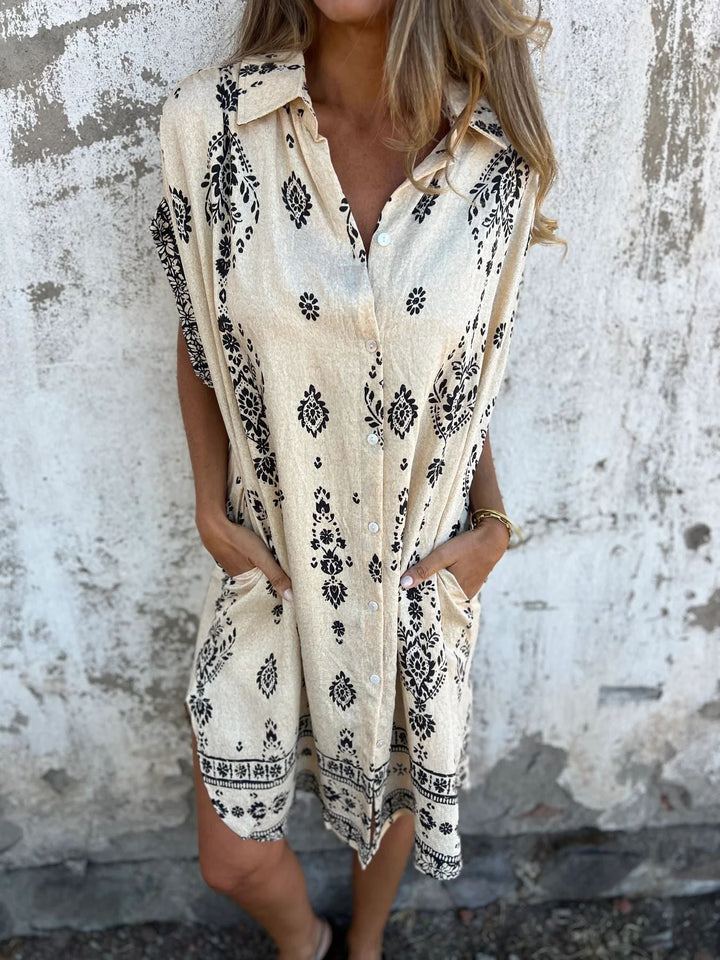 SILKE | Lässiges, locker sitzendes Kleid mit kurzen Ärmeln
