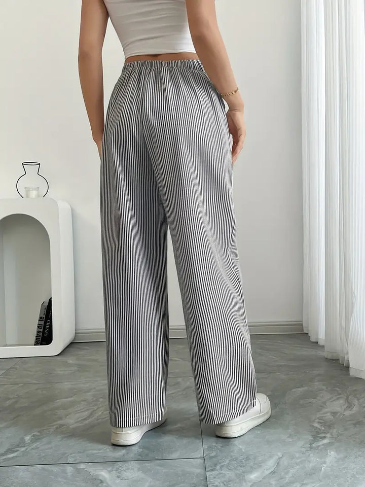 Alina | Elegante gestreifte Hose mit Taschen