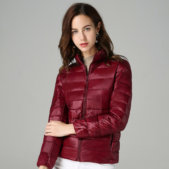 Lucia | Ultraleichte Damenjacke für Alltag und Reisen