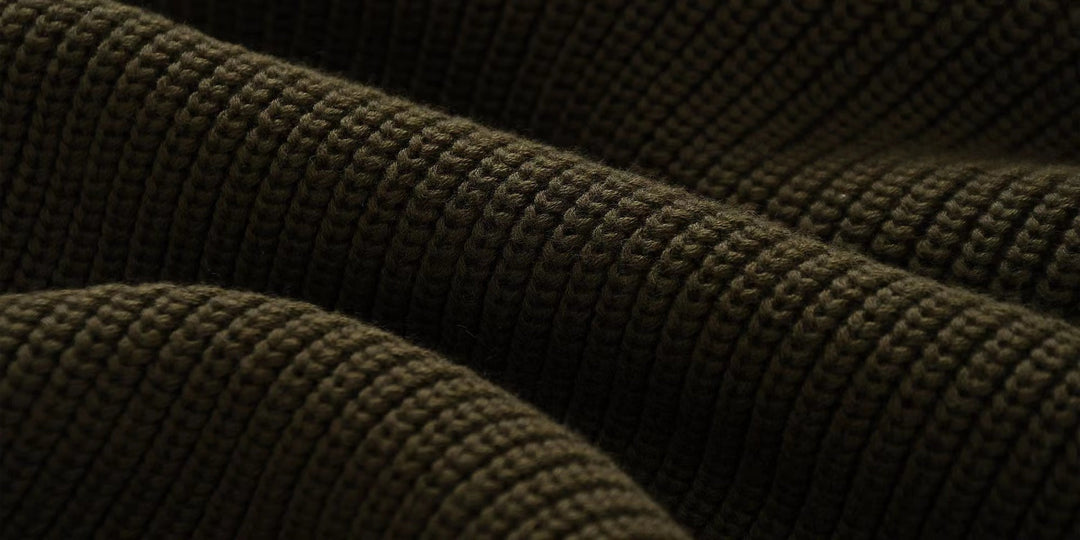 Ami Kaji | Modischer Rollkragenpullover im EU-Stil