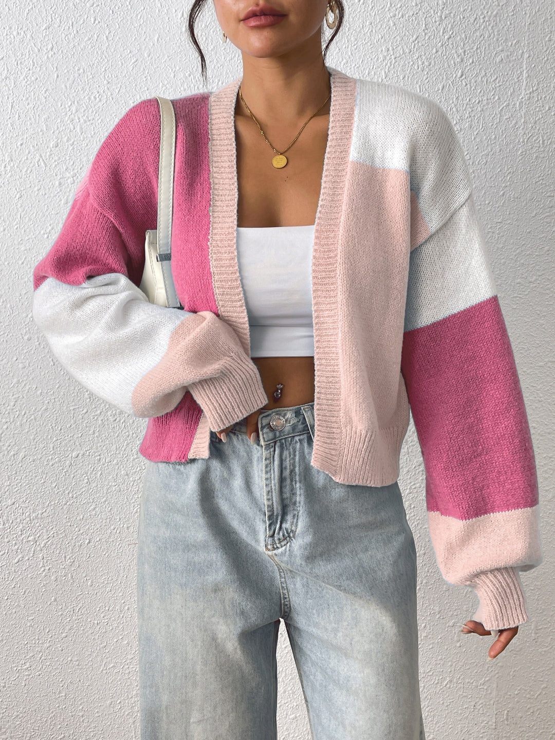 Alina | Farbblock-Strickjacke mit trendigem Look