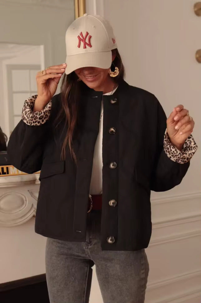 Isabelle | Jacke mit modischem Leopardenmuster