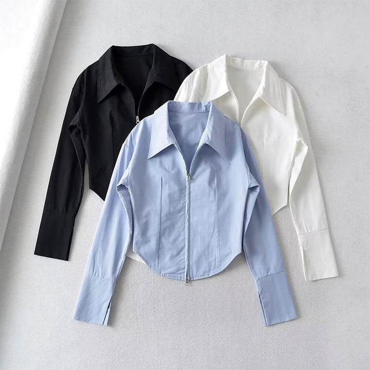 Amelie Fleur Zip Up Shirt mit femininen Details & Komfort