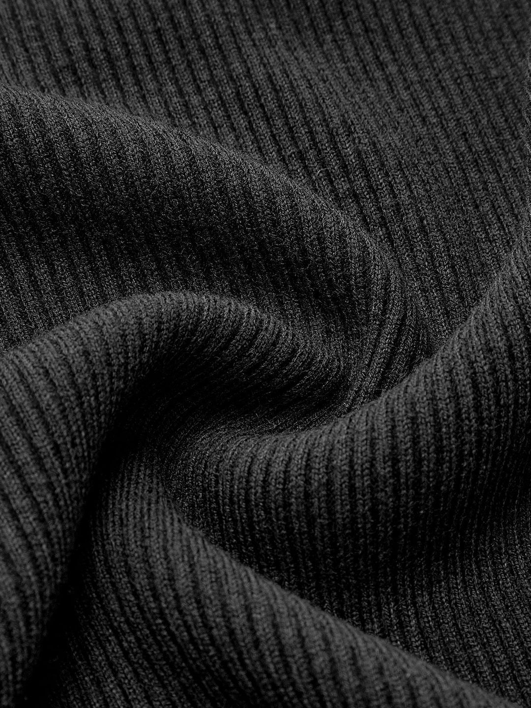 Tessa | Asymmetrisches Stricktop mit feinem Muster