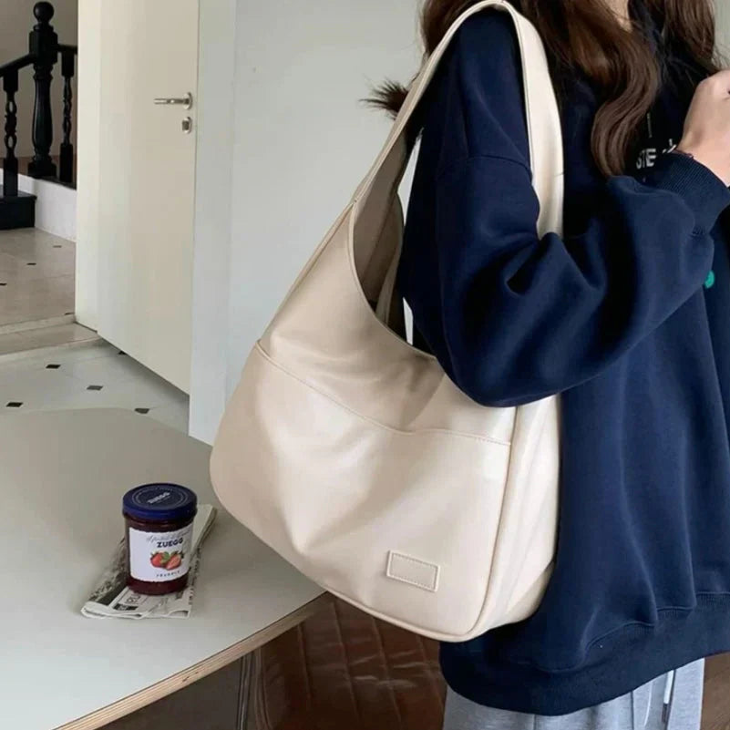 Akari | Kleine Handtasche mit edler Optik