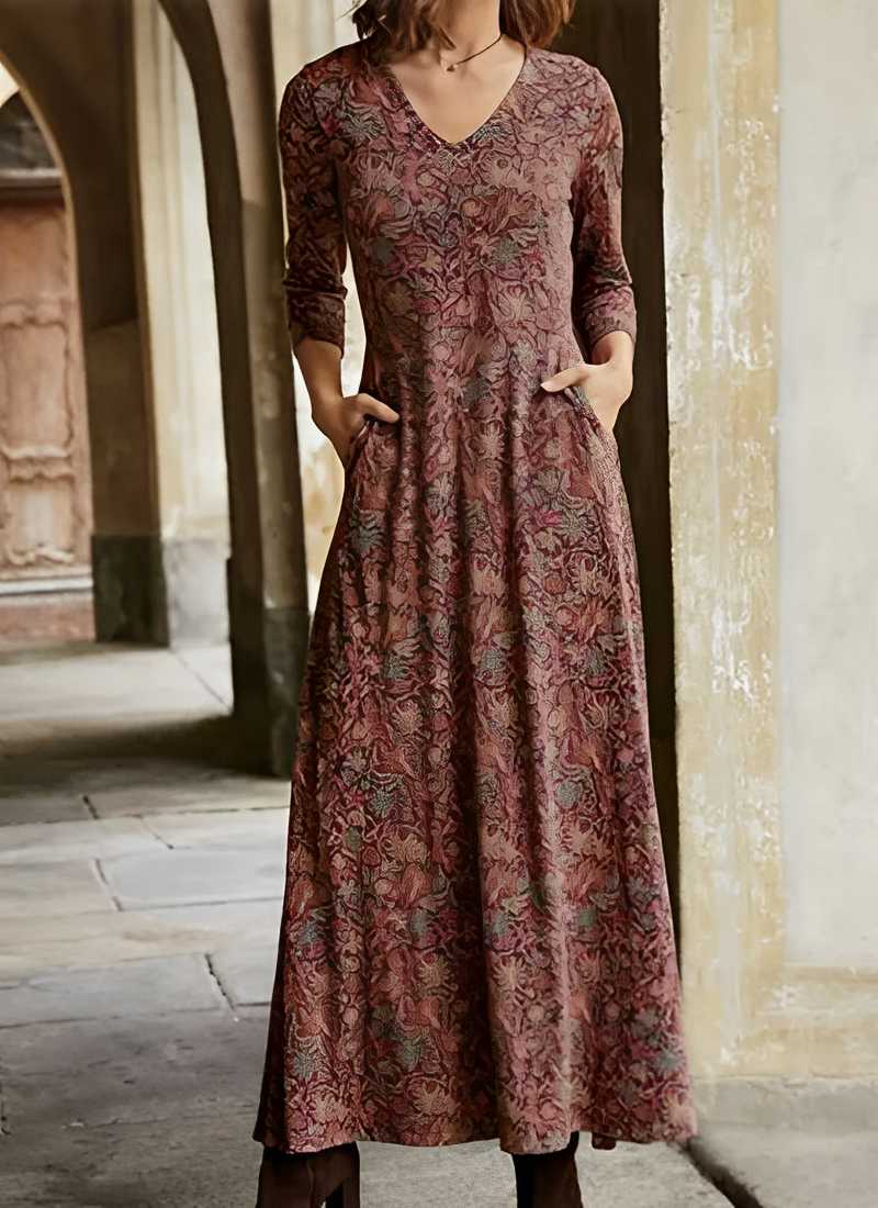 Adeline | Lang geschnittenes Kleid mit Vintage-Muster