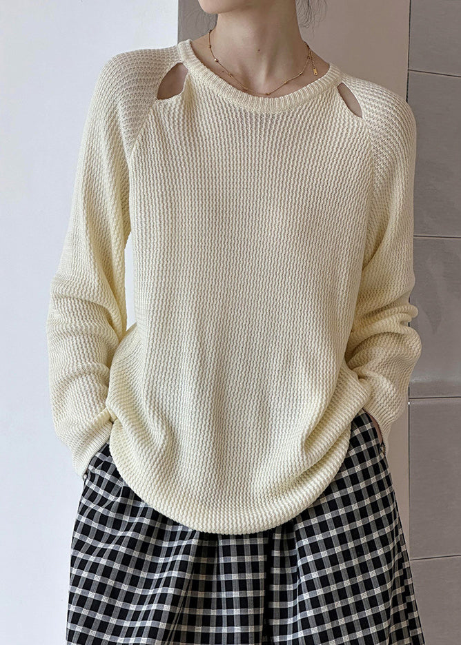Beiger Strickpullover | Tailliert & mit O-Ausschnitt
