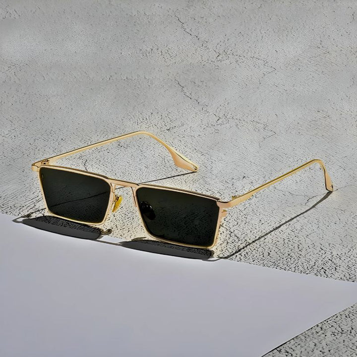 AVANT SONNENBRILLE für sonnige Tage mit modernem Design