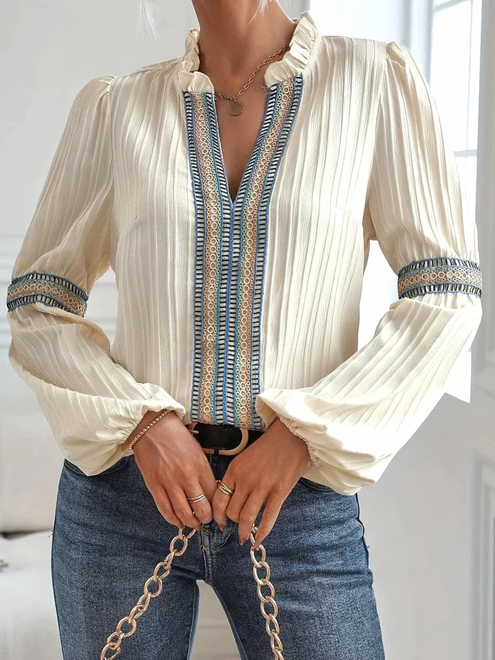 Cora | Spitzenbluse für elegante Sommer-Looks und romantische Events