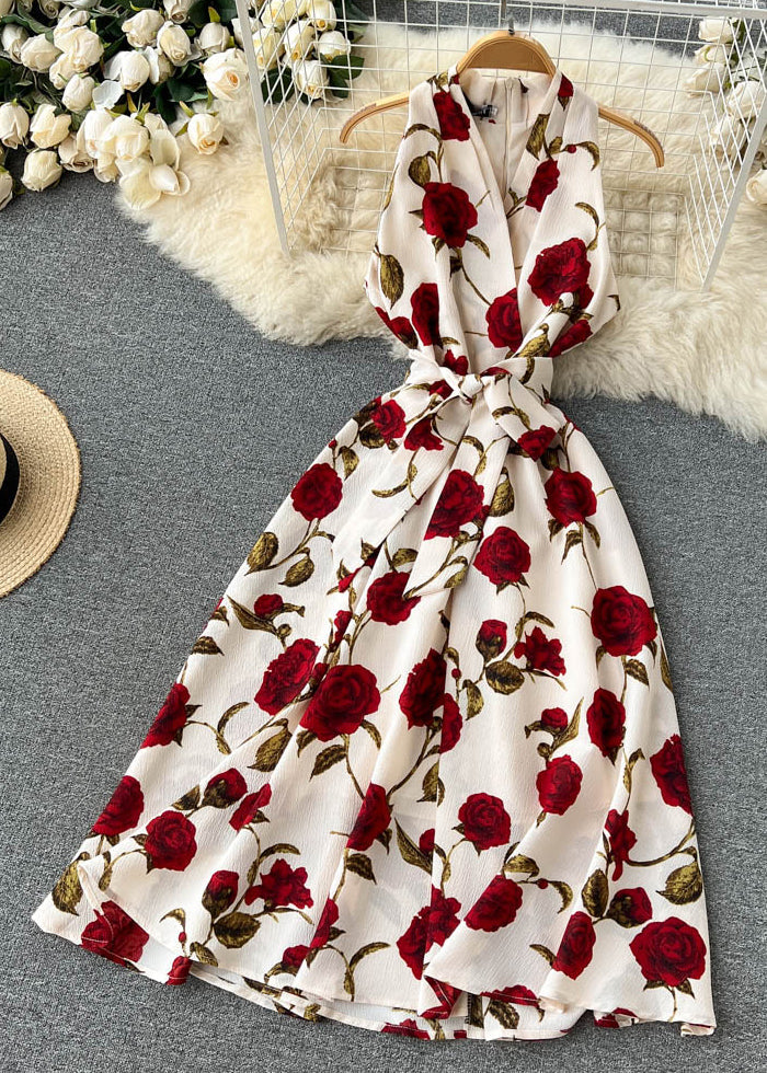 Apricotfarbenes Chiffonkleid ohne Ärmel