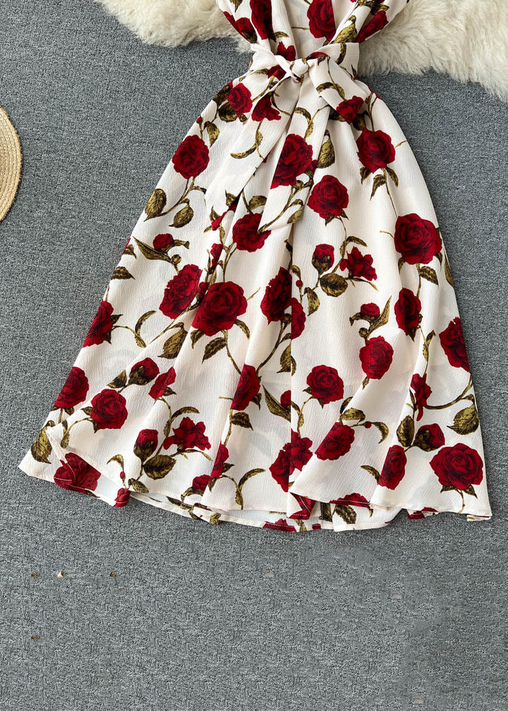 Apricotfarbenes Chiffonkleid ohne Ärmel