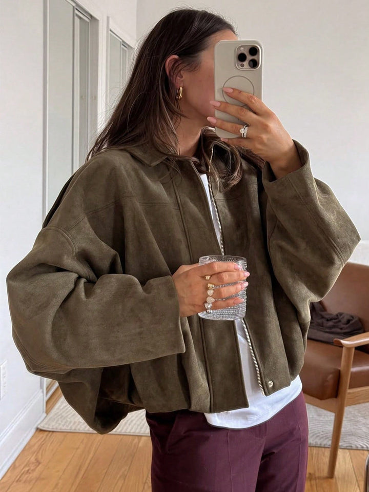 Lina | Stylische Wildlederjacke Damen im Pilotenlook