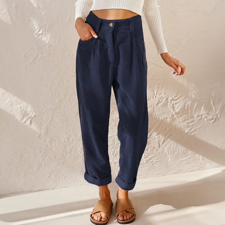 Elise | Lässige Kord-Brosche im Vintage-Stil