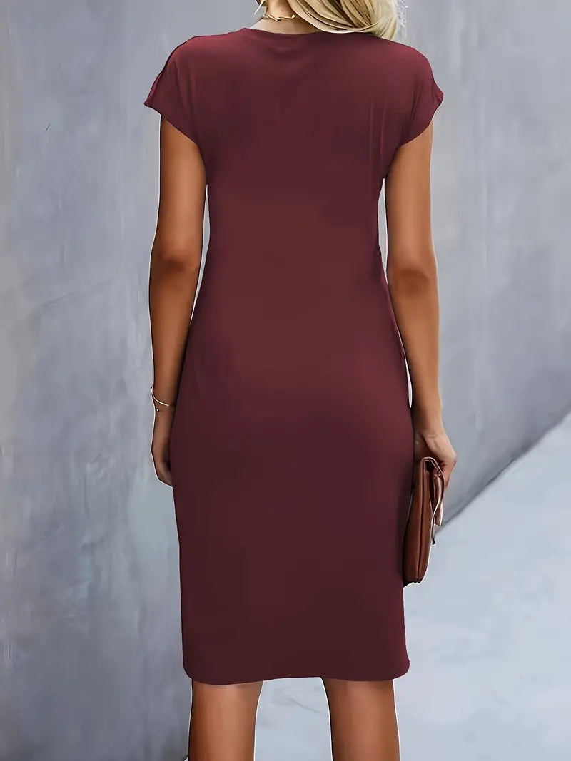 Lea | Klassisches Rundhals-Kleid für Damen