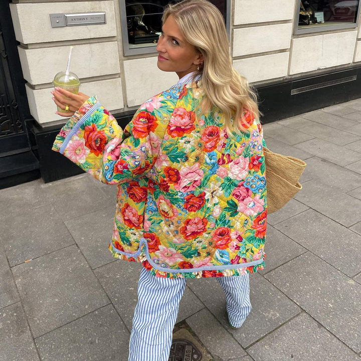 ColorCascade | Stylische Jacke für den kommenden Frühling