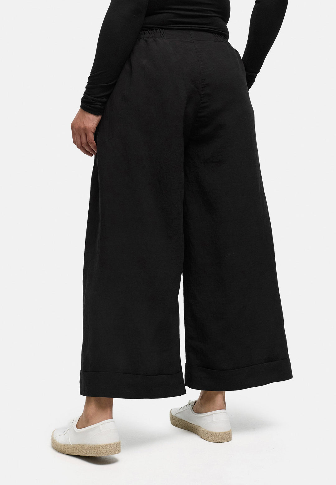 Clara | Schicke Damenhose Luftig Elegant Look