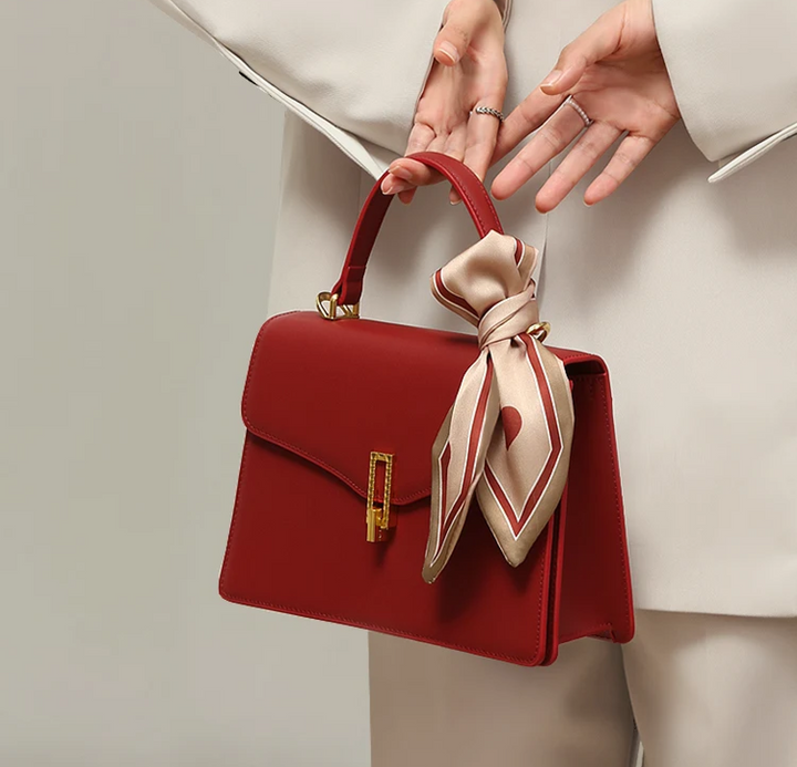 Lunarosso Ledertasche für stilvolle Auftritte mit Stauraum