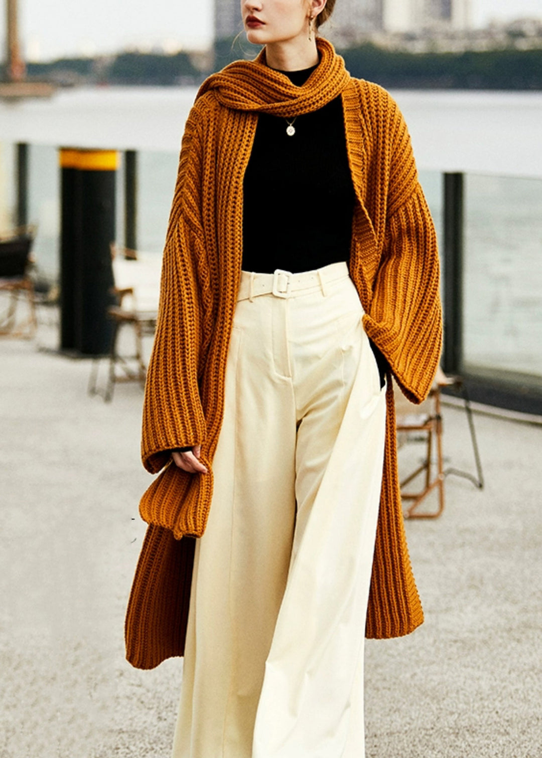 French Yellow | Gemütliche Patchwork-Strickjacke