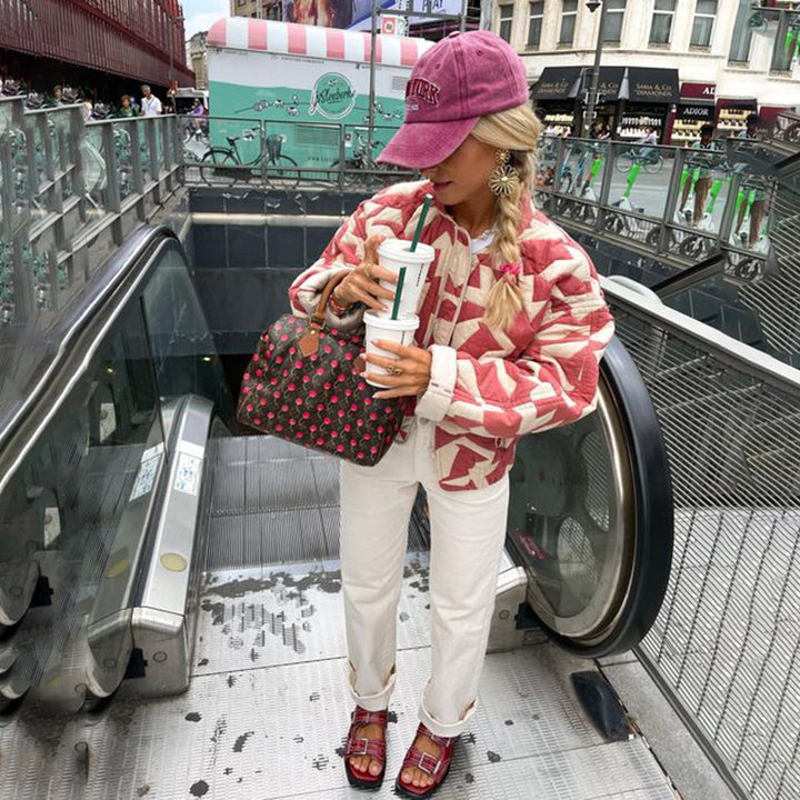 ColorCascade | Stylische Jacke für den kommenden Frühling