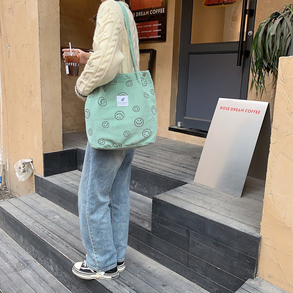 Jimena | Smiley-Tasche aus weichem Kordstoff