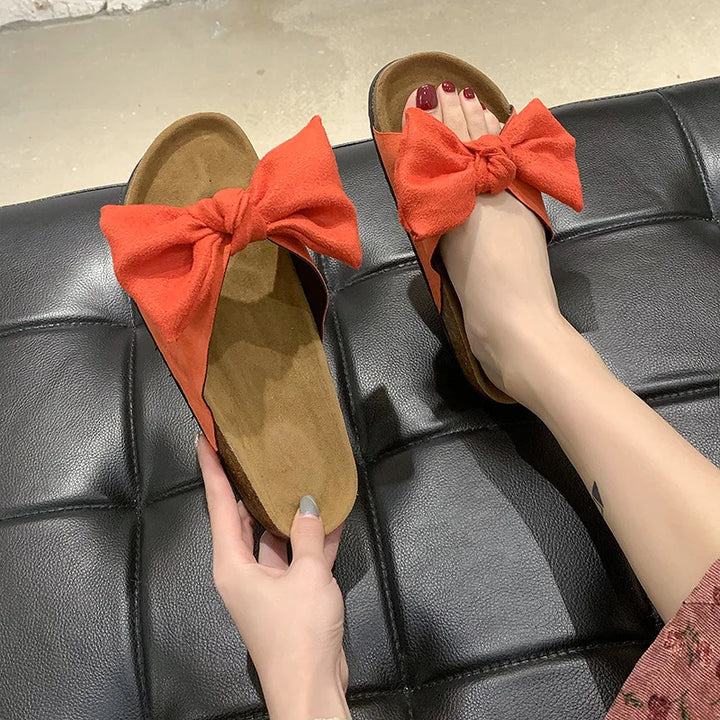 Farah | Bow Knot Kork Hausschuhe für Komfort im Alltag