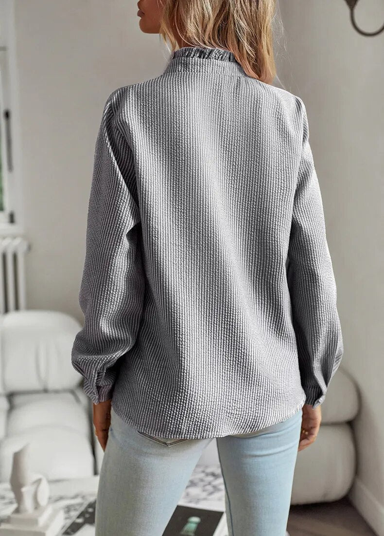 AURORA RUFFLE Langarmhemd im femininen Design