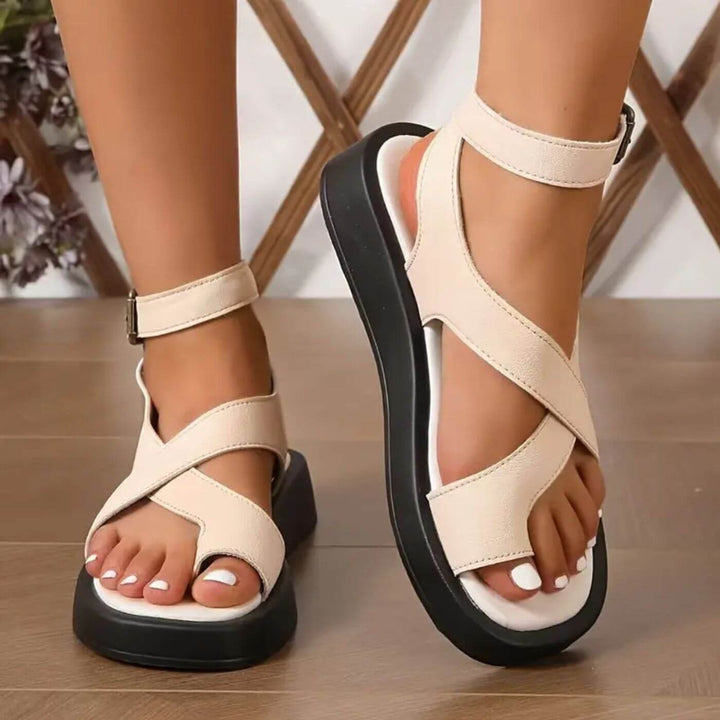 Rosalie | Elegante Damen Sandalen Zehensteg Design
