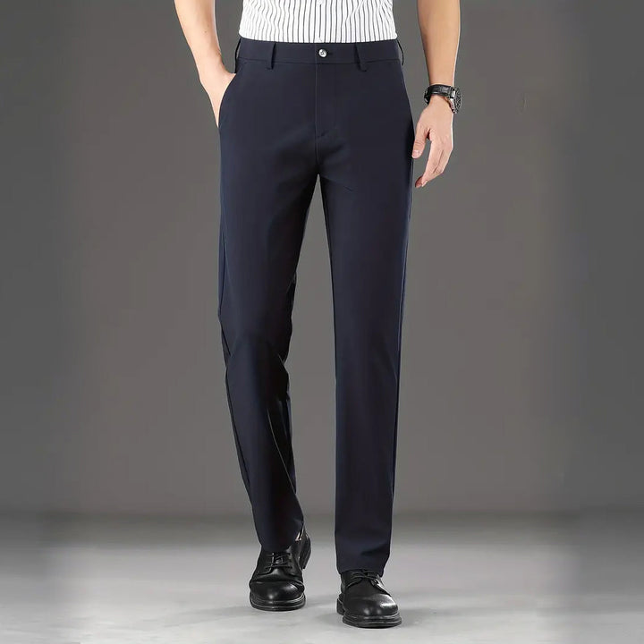 L'Essentiel Office-Hose von Charles Harrington