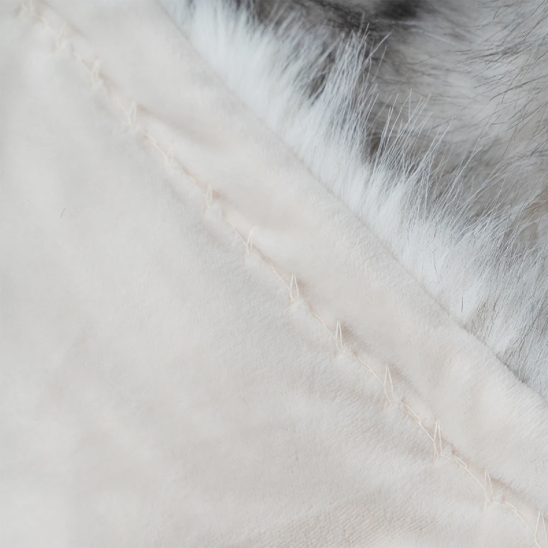 Luxusdecke | Flauschige Marshmallow-Faux-Variante